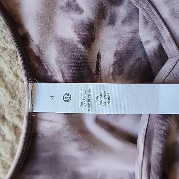 Lululemon Align Jogger NWT and Align T-Shirt EUC *Set - Picture 8 of 9